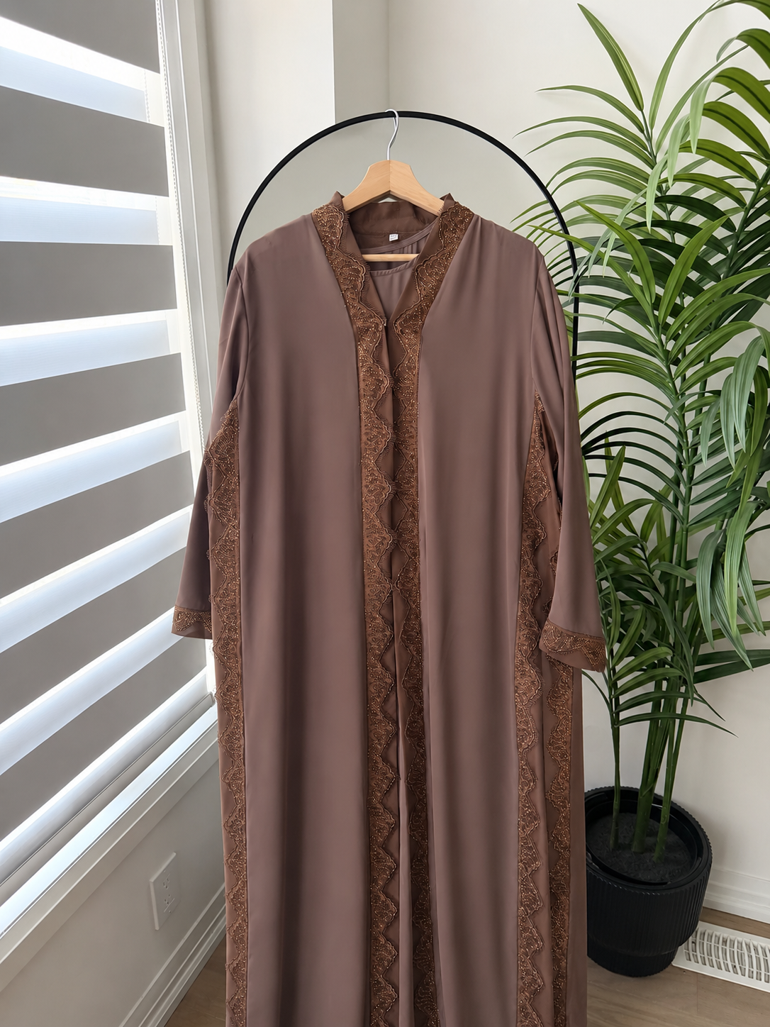 NOIR Bloom Abaya
